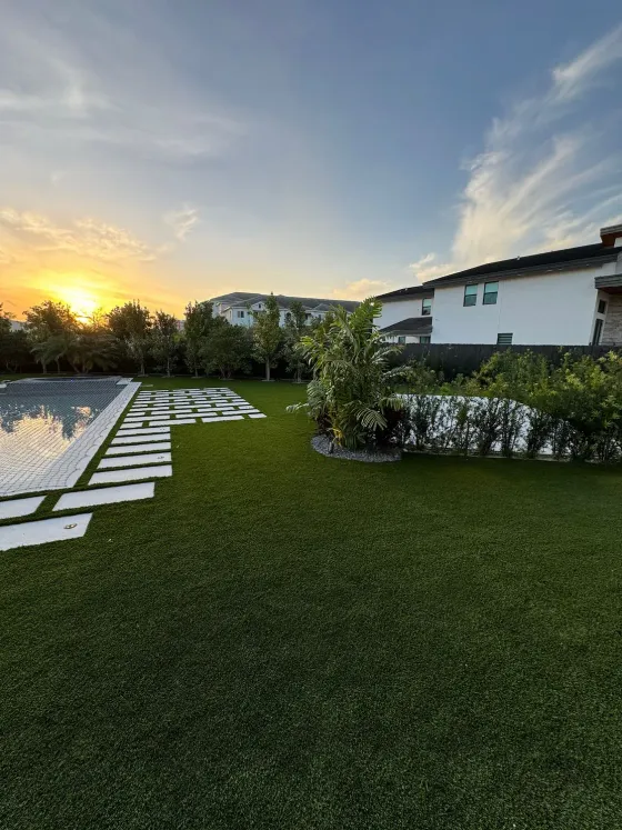 Artificial Ivy Walls project by Govorex