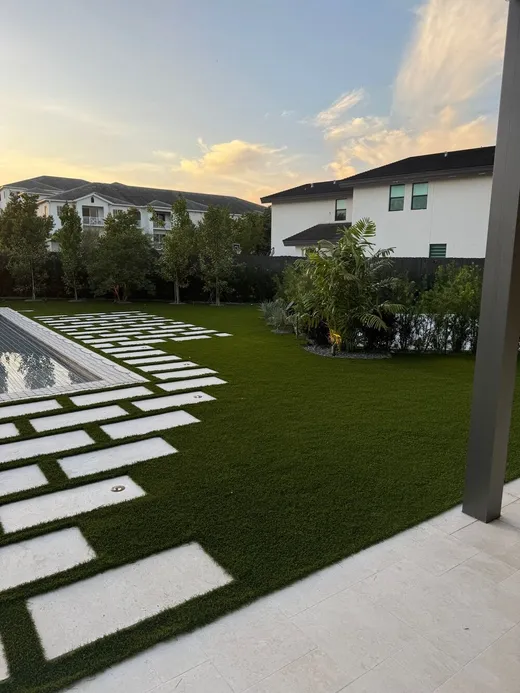 pavers patio turf