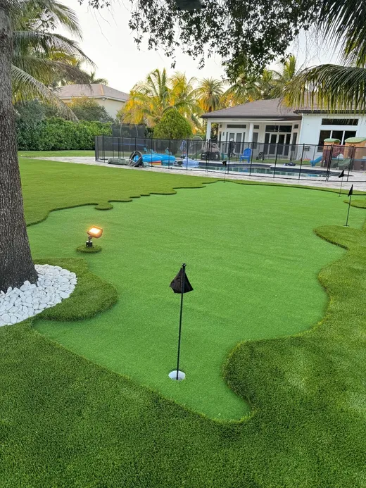 putting green pool background