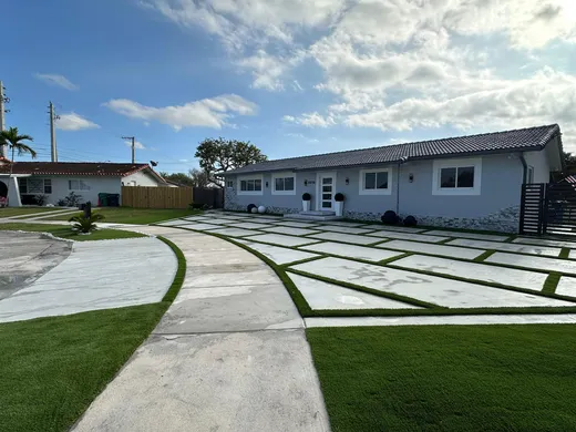 residential backyard turf