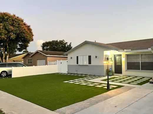 residential front lawn